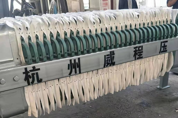 怎样通过网络好色先生TV下载图片挑选适合设备